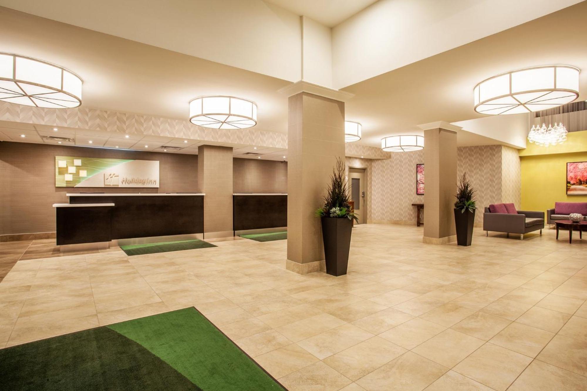 Holiday Inn Toronto International Airport, An Ihg Hotel Экстерьер фото