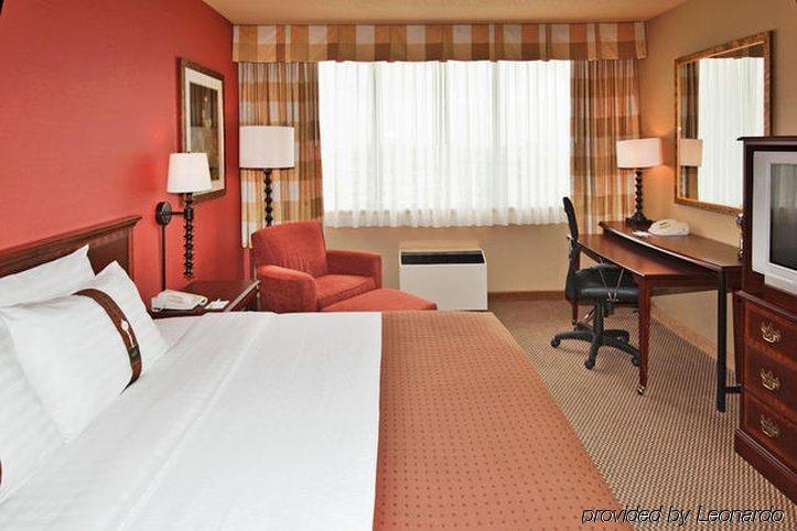 Holiday Inn Toronto International Airport, An Ihg Hotel Номер фото